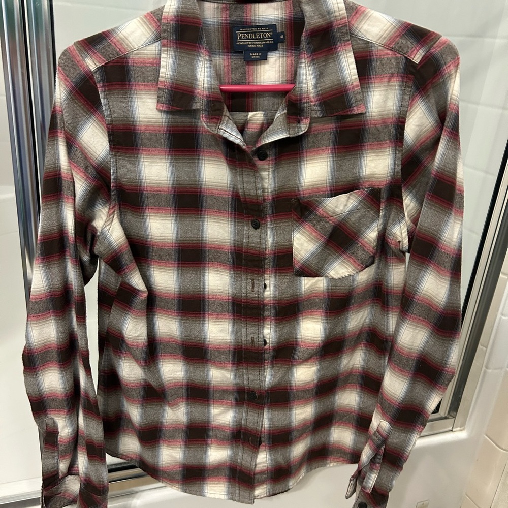 Pendleton Women's Red and Gray Plaid Soft Flannel